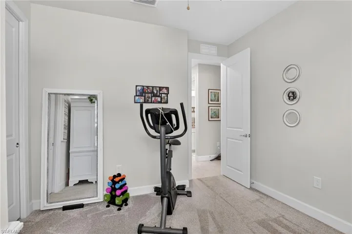 16133 Palmetto Prairie Dr, Alva, Florida 33920
