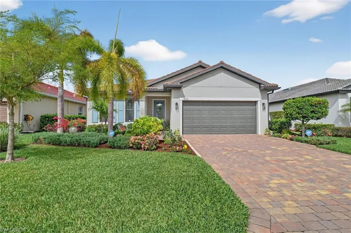 16133 Palmetto Prairie Dr, Alva, Florida 33920