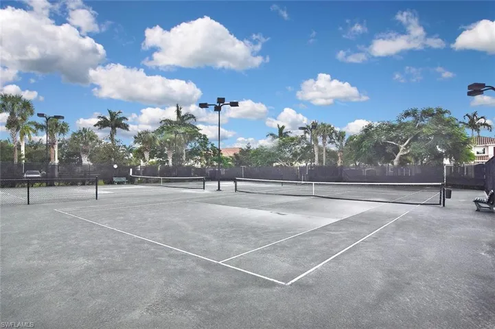 Amenities including pickelball