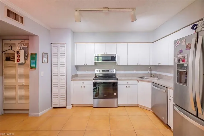 8687 River Homes Ln 4107, Bonita Springs, Florida 34135