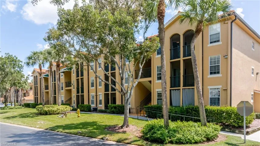 8687 River Homes Ln 4107, Bonita Springs, Florida 34135