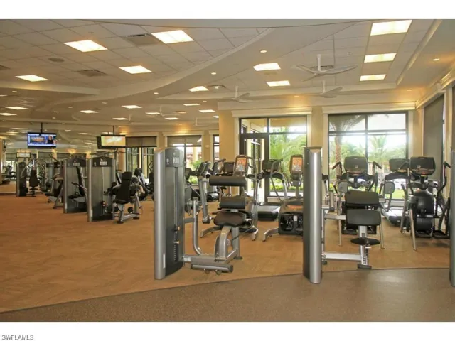 La Piscina Gym staffed