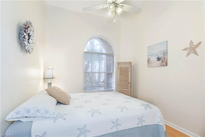 7693  Citrus Hill  LN, Naples, FL 34109