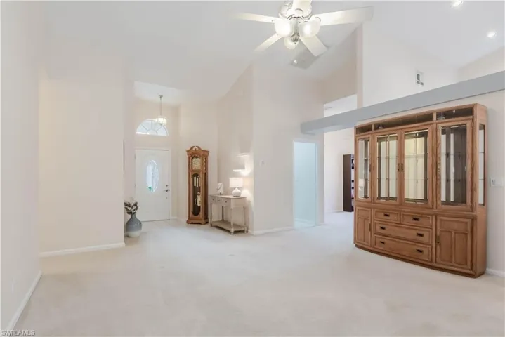 7693  Citrus Hill  LN, Naples, FL 34109