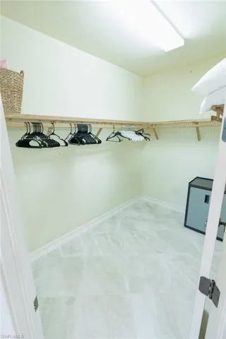 Master Walk In Closet