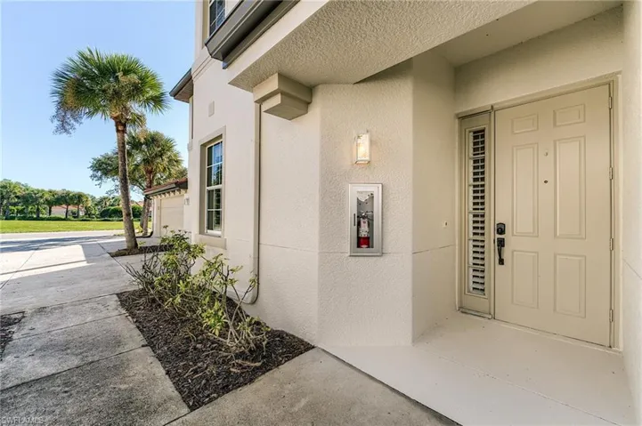 9244 Aviano Dr 102, Fort Myers, Florida 33913
