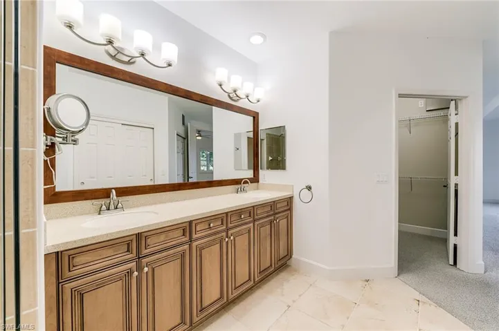 9244 Aviano Dr 102, Fort Myers, Florida 33913