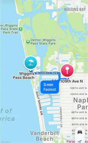 3 mins drive or 15 mins walk to the beach!
