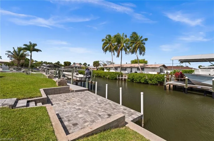 New Paved walked down dock