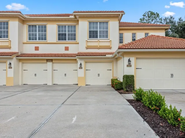 7856 Clemson St N 102, Naples, Florida 34104