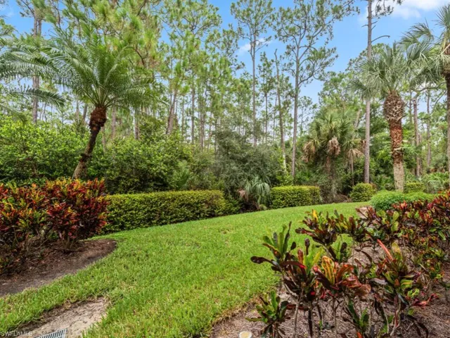 7856  Clemson N ST, Naples, FL 34104