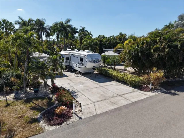 10030  Willowood Dr  , Fort Myers, FL 33905