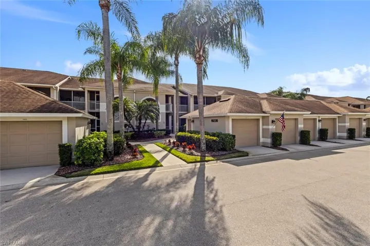 10230 Washingtonia Palm Way 1914, Fort Myers, Florida 33966