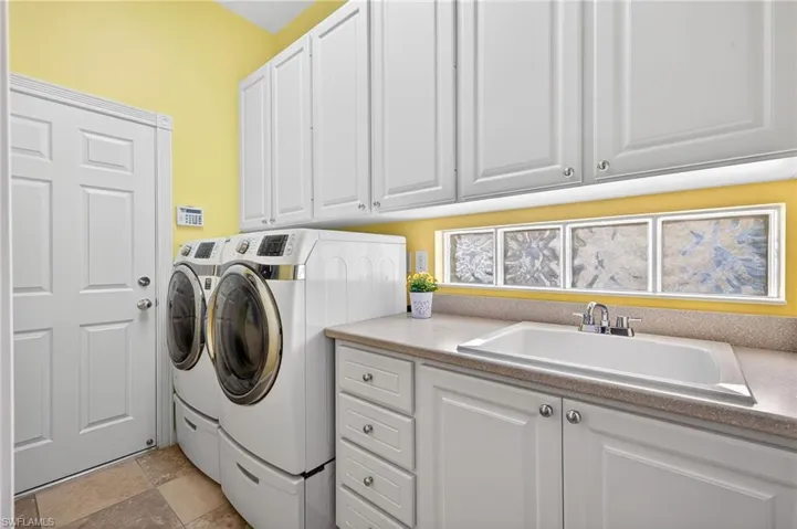 Laundry Room - Utility Sink