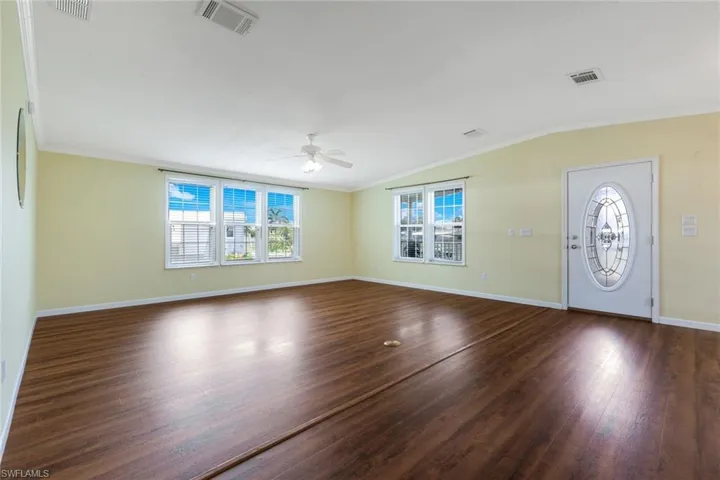 Foyer entrance to Great Room from Screened Front Porch