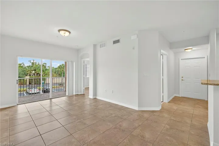 13150  Bella Casa  CIR, Fort Myers, FL 33966
