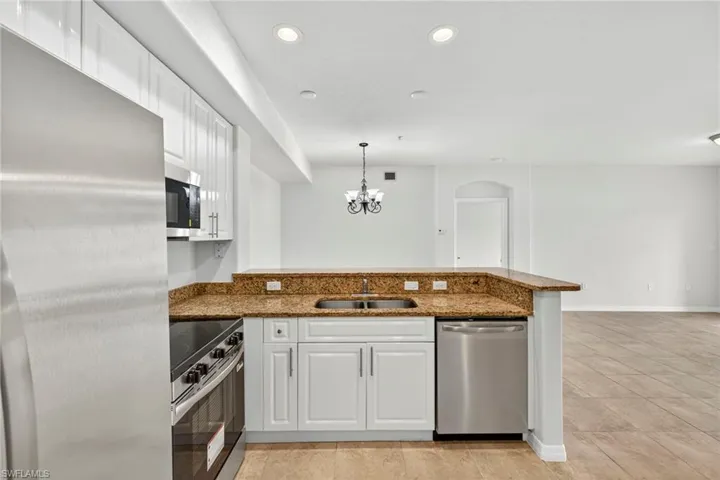 13150  Bella Casa  CIR, Fort Myers, FL 33966