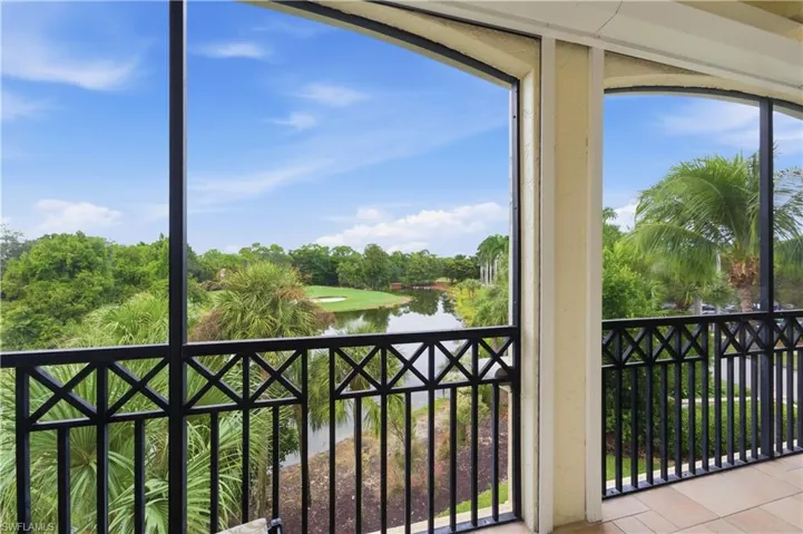 2605 Estrella Ct Ph-3, Naples, Florida 34109