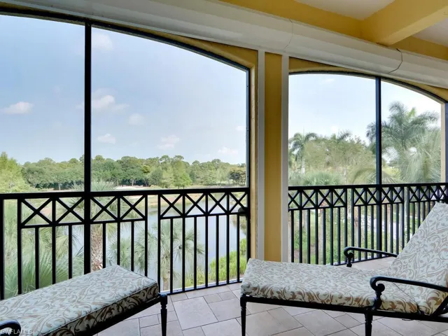 2605 Estrella Ct Ph-3, Naples, Florida 34109