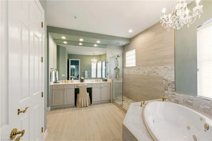 2605 Estrella Ct Ph-3, Naples, Florida 34109