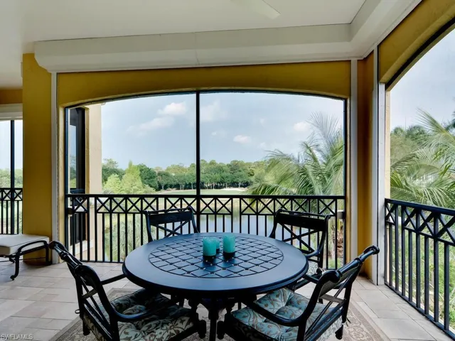 2605 Estrella Ct Ph-3, Naples, Florida 34109