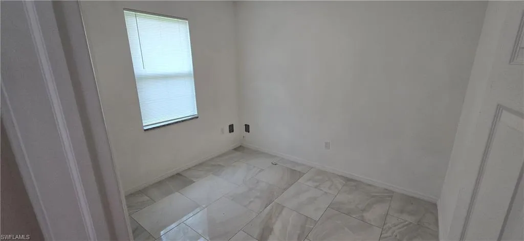 3914 29th St Sw, Lehigh Acres, Florida 33976