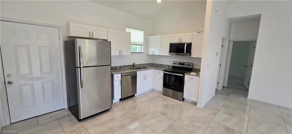 3914 29th St Sw, Lehigh Acres, Florida 33976