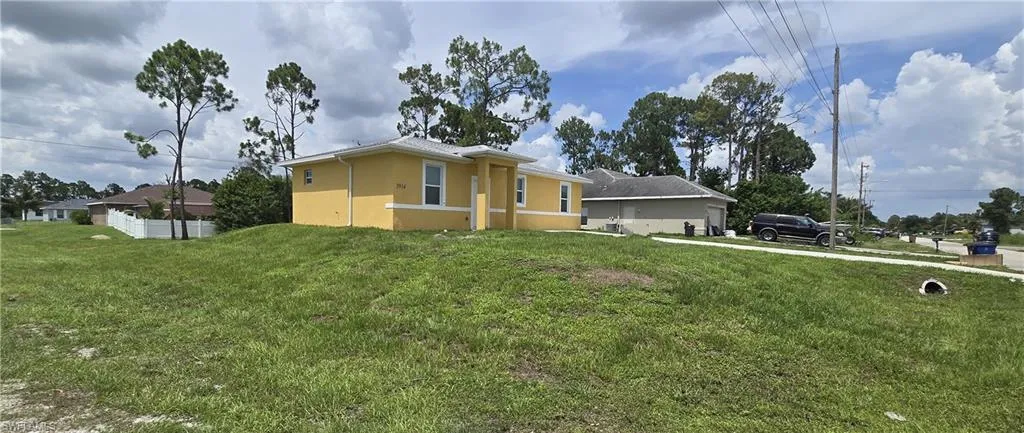 3914 29th St Sw, Lehigh Acres, Florida 33976