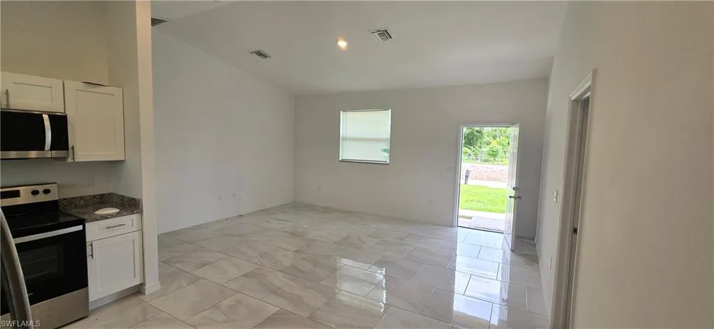 3914 29th St Sw, Lehigh Acres, Florida 33976