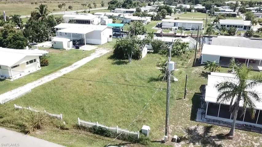 Aerial view from Flamingo Dr front of lot