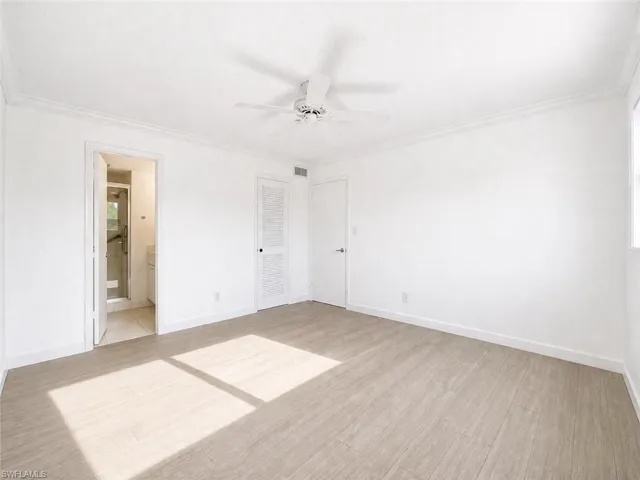 225 Turtle Lake Ct 210, Naples, Florida 34105
