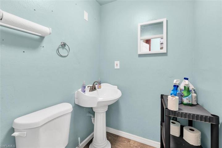 3834  Exchange  AVE, Naples, FL 34104
