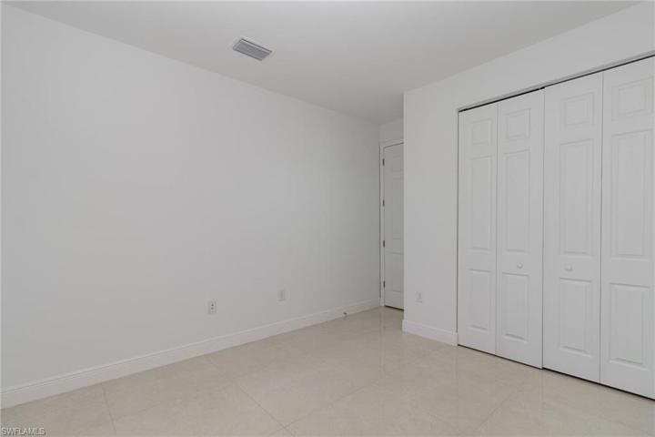 2601 28th ST SW, LEHIGH ACRES FL 33976