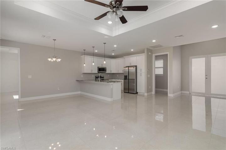 2601 28th ST SW, LEHIGH ACRES FL 33976