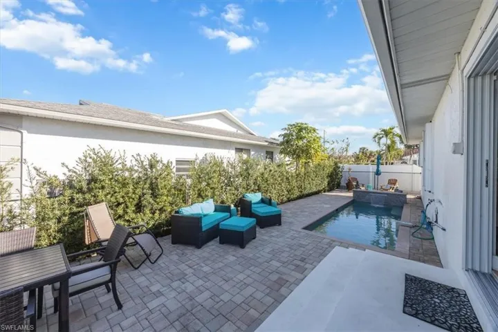 507 99th Ave N, Naples, Florida 34108