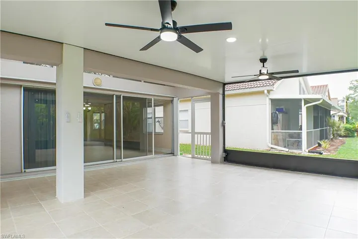 160  lady palm  DR, Naples, FL 34104