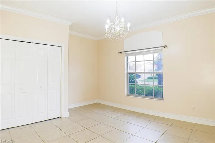 160  lady palm  DR, Naples, FL 34104