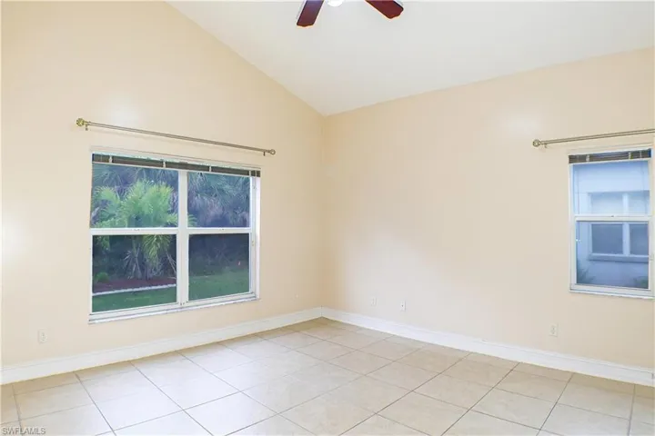 160  lady palm  DR, Naples, FL 34104
