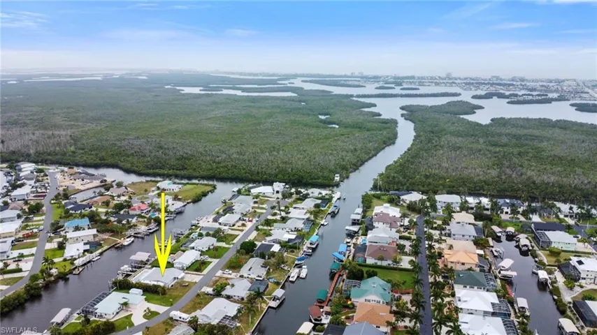 17731 Broadway Ave, Fort Myers Beach, Florida 33931