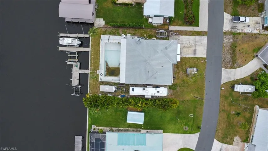 17731 Broadway Ave, Fort Myers Beach, Florida 33931