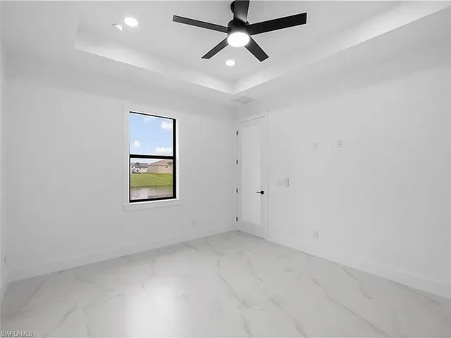 321 Se 2nd St, Cape Coral, Florida 33990