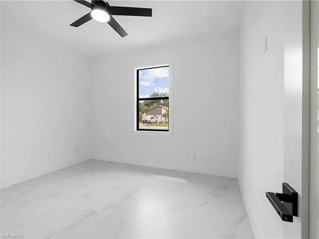 321 Se 2nd St, Cape Coral, Florida 33990