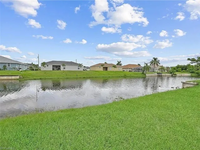 321 Se 2nd St, Cape Coral, Florida 33990