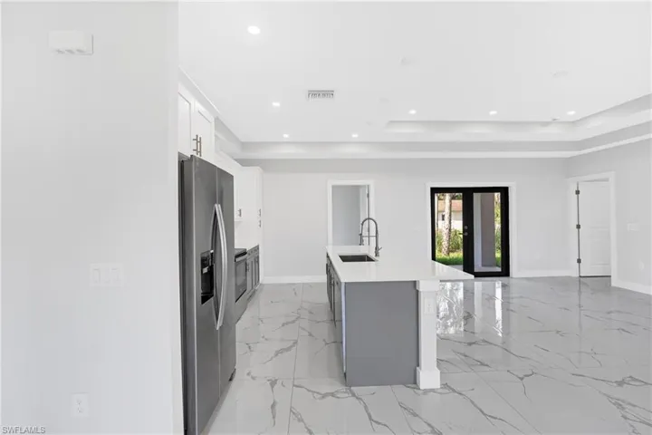 205 7th St, Lehigh Acres, Florida 33972