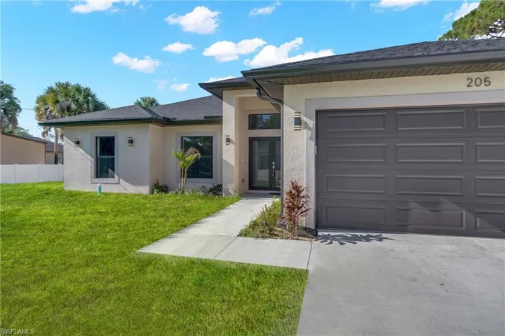205 7th St, Lehigh Acres, Florida 33972