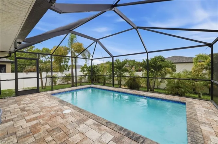 4122 Ne 20th Ct, Cape Coral, Florida 33909