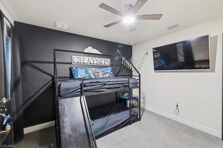4122 Ne 20th Ct, Cape Coral, Florida 33909