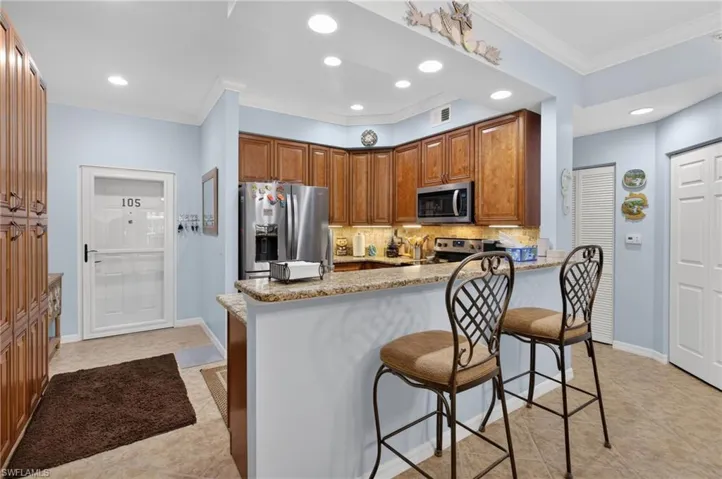 1070  Winding Pines  CIR, Cape Coral, FL 33909