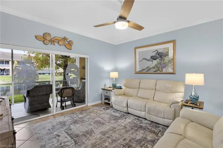 1070  Winding Pines  CIR, Cape Coral, FL 33909