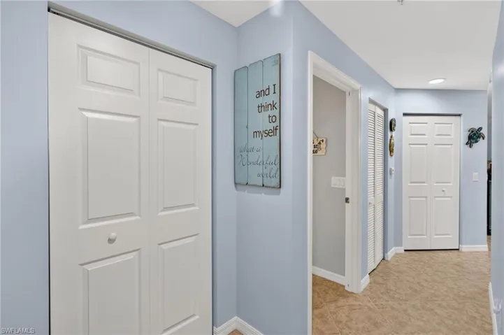 1070  Winding Pines  CIR, Cape Coral, FL 33909